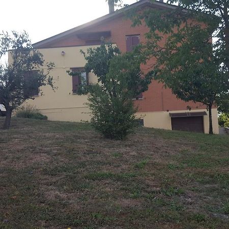 B&B I Girasoli Monte San Pietro Eksteriør billede